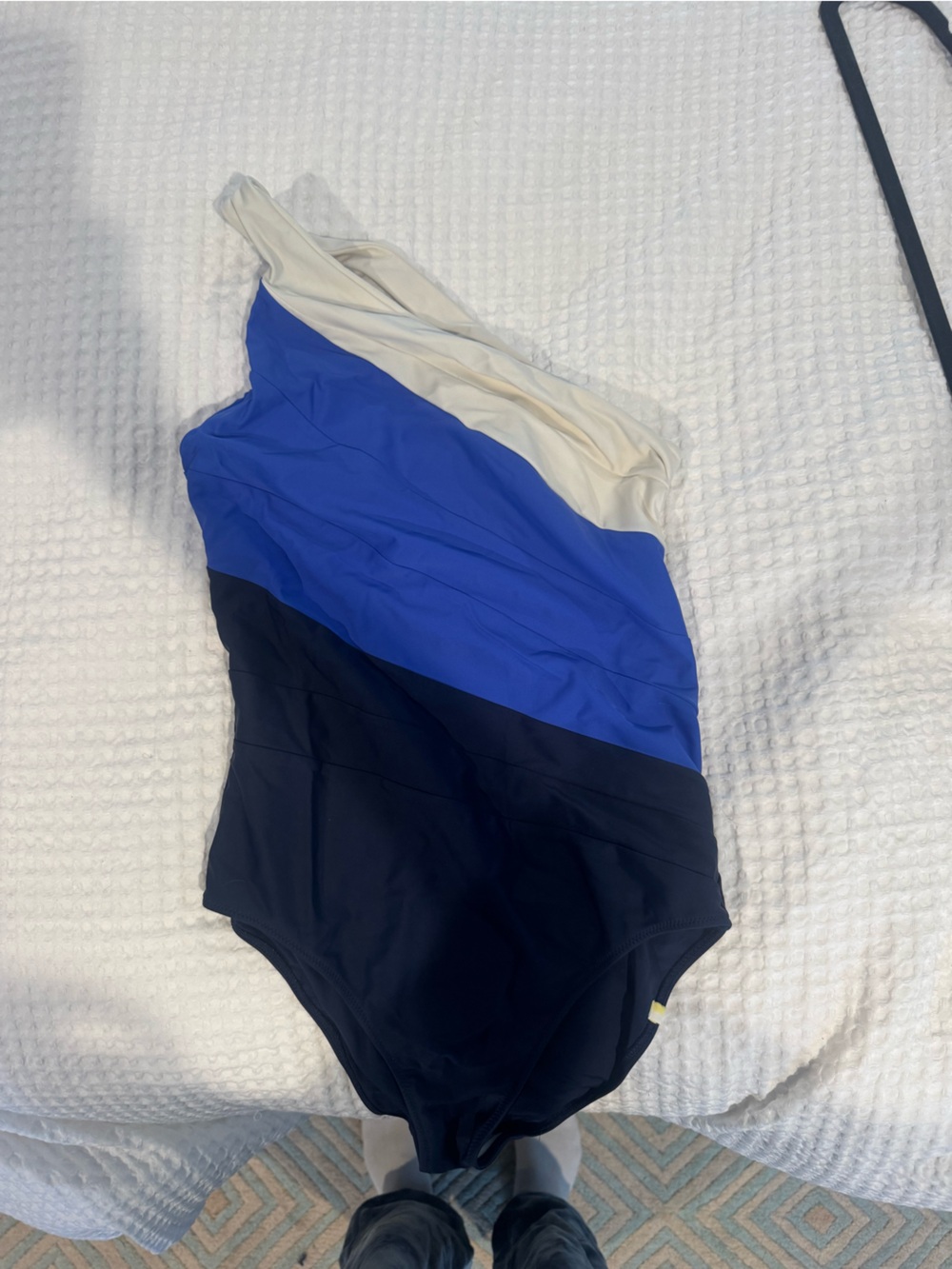 summersalt One-Shoulder Colorblock One-Piece Swimsuit in Cream, Blue, Navy